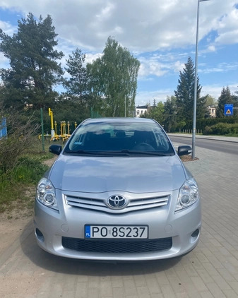 Toyota Auris cena 25000 przebieg: 174000, rok produkcji 2011 z Poznań małe 46